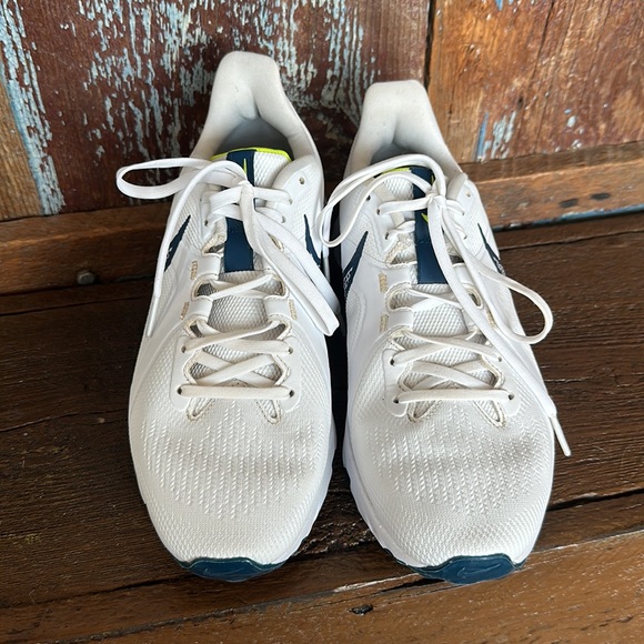 Nike Men's React Infinity Pro Golf Shoes White Barely Volt CT6620-100 Size 8 - Picture 2 of 10